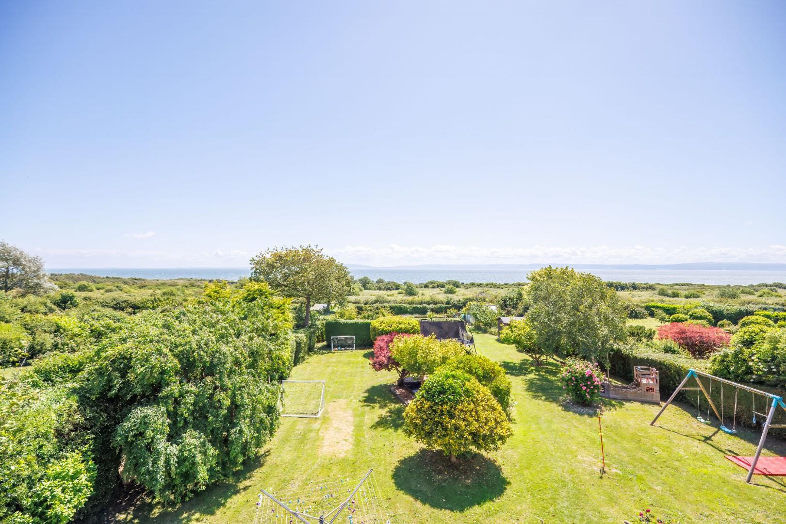 111 Fontygary Road, Rhoose, Barry, Vale Of Glamorgan, CF62 3DU